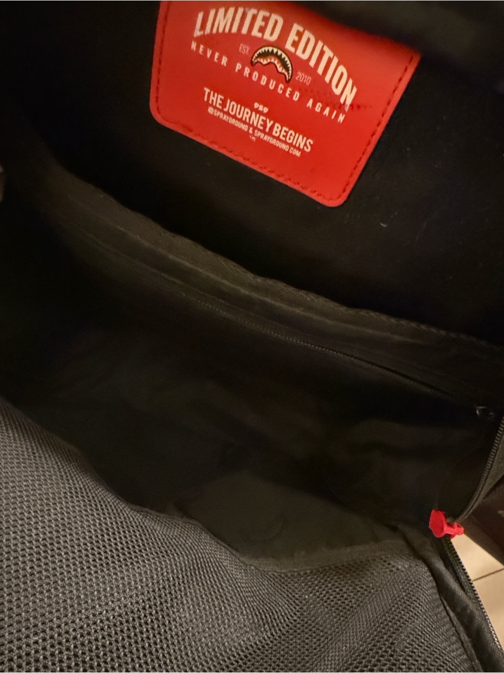❤️🔥 Sprayground Authentic Backpack - Picture 8 of 14